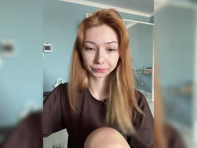 CrazyAleona live cam on BongaCams