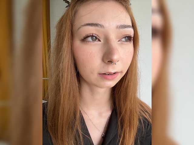 CrazyAleona live cam on BongaCams