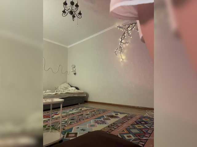 CrazyAleona live cam on BongaCams
