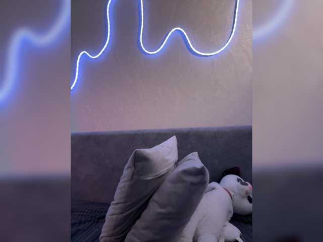 CrazyAleona live cam on BongaCams