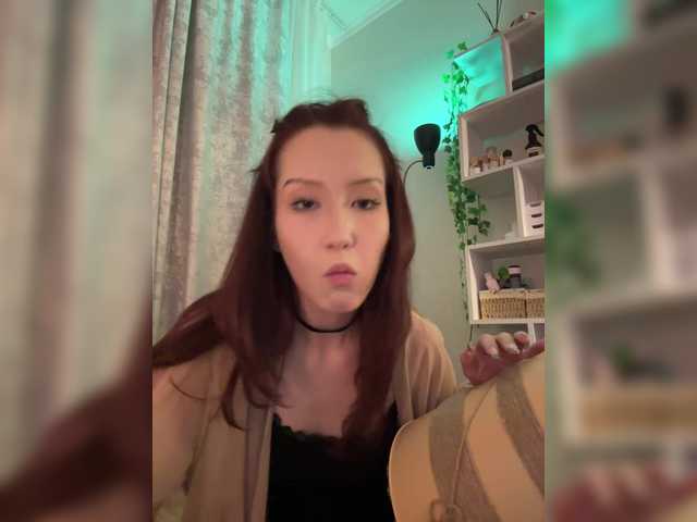 CrazyAleona live cam on BongaCams