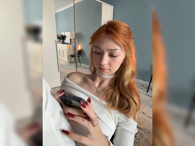 CrazyAleona live cam on BongaCams