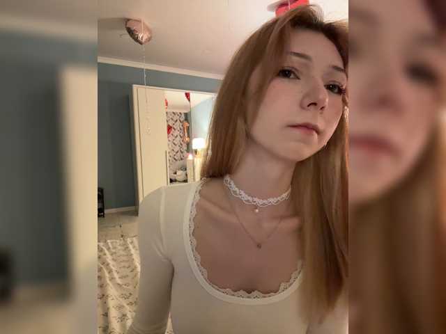 CrazyAleona, live now on BongaCams