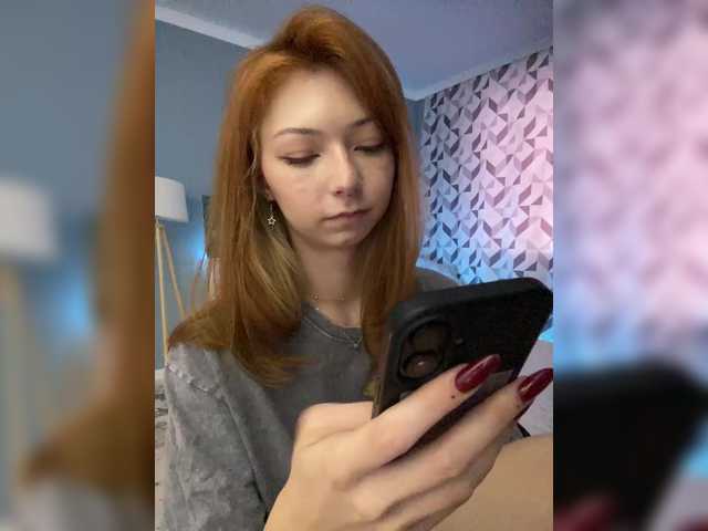 CrazyAleona live cam on BongaCams