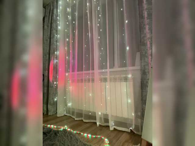 CrazyAleona live webcam show