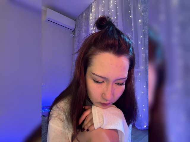 CrazyAleona live cam on BongaCams