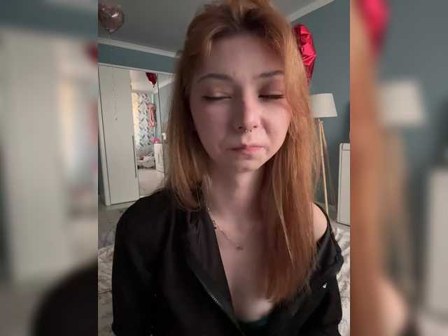 CrazyAleona, en directo ahora en BongaCams
