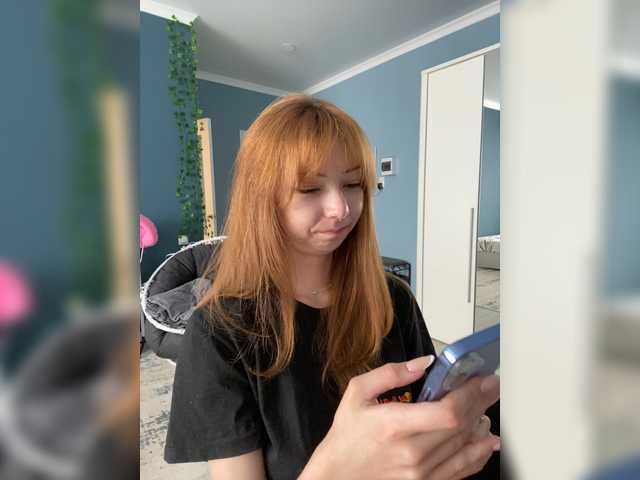CrazyAleona live cam on BongaCams