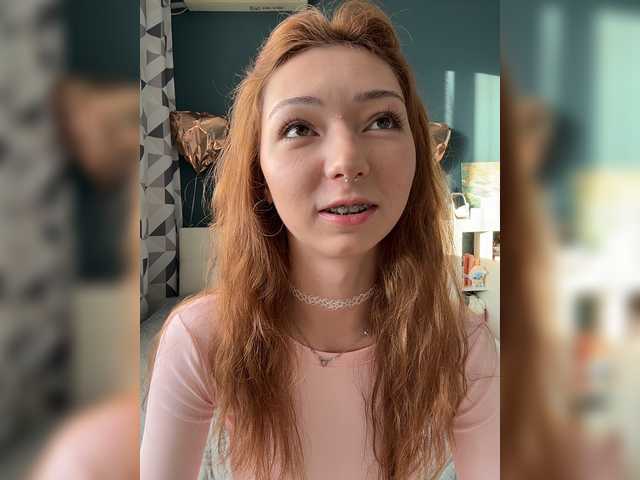 CrazyAleona live cam on BongaCams