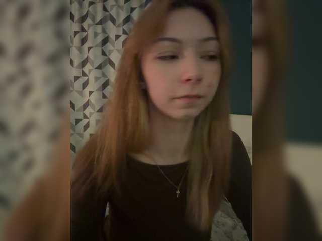 CrazyAleona live cam