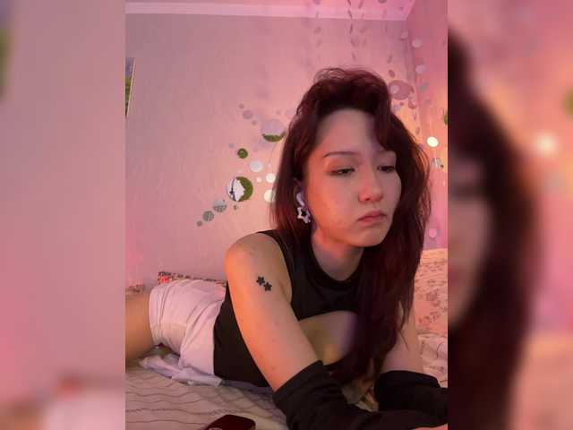 CrazyAleona live cam on BongaCams