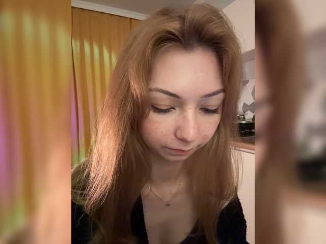 CrazyAleona live cam on BongaCams