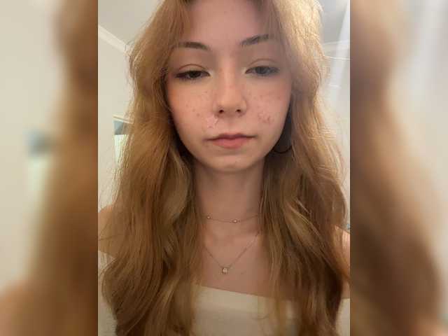 CrazyAleona live cam on BongaCams