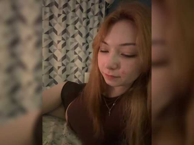 CrazyAleona live cam on BongaCams