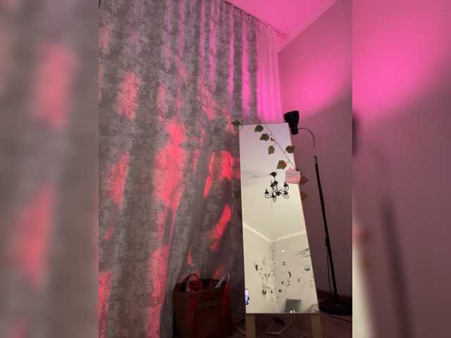 CrazyAleona live cam on BongaCams
