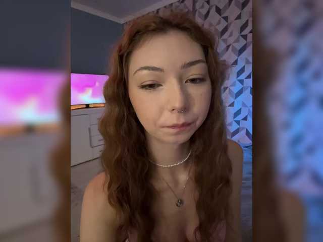 CrazyAleona webcam