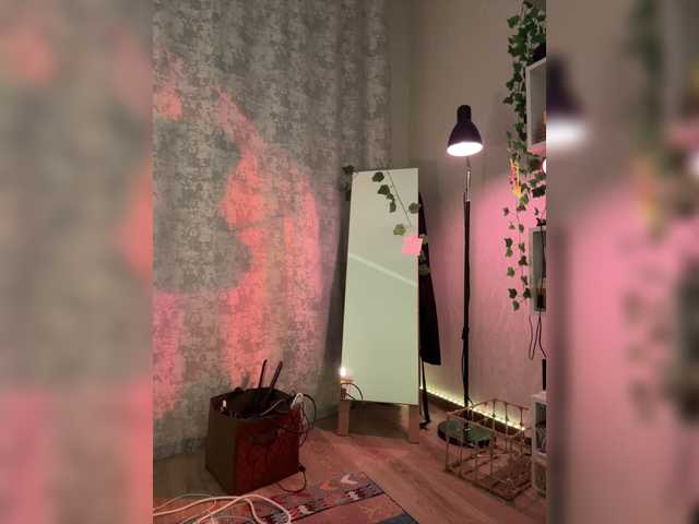 CrazyAleona live cam on BongaCams