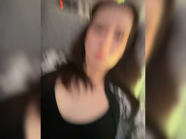 CrazyAleona live cam on BongaCams