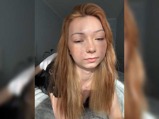 CrazyAleona live cam on BongaCams