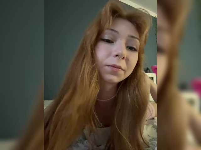 CrazyAleona live cam on BongaCams