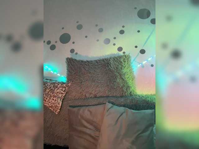 CrazyAleona live cam