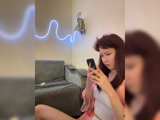 CrazyAleona live cam on BongaCams