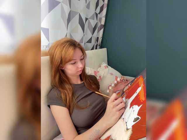 crazyaleona online
