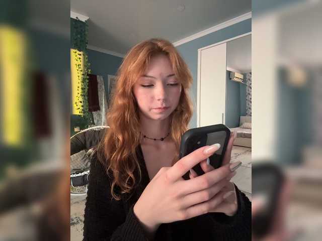 CrazyAleona live cam on BongaCams