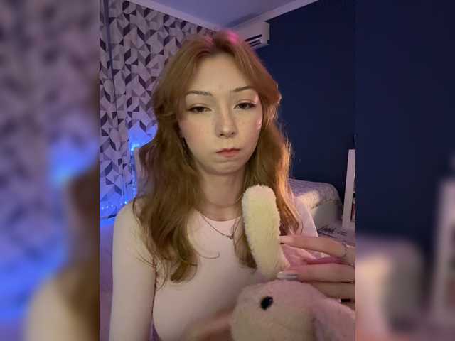 CrazyAleona live cam on BongaCams