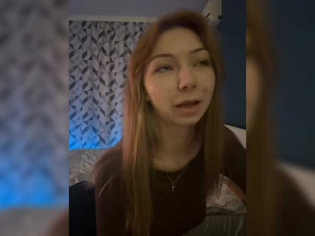 CrazyAleona live cam on BongaCams