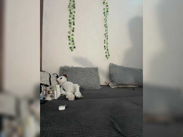 CrazyAleona live cam on BongaCams