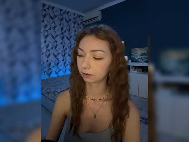 в попе у CrazyAleona