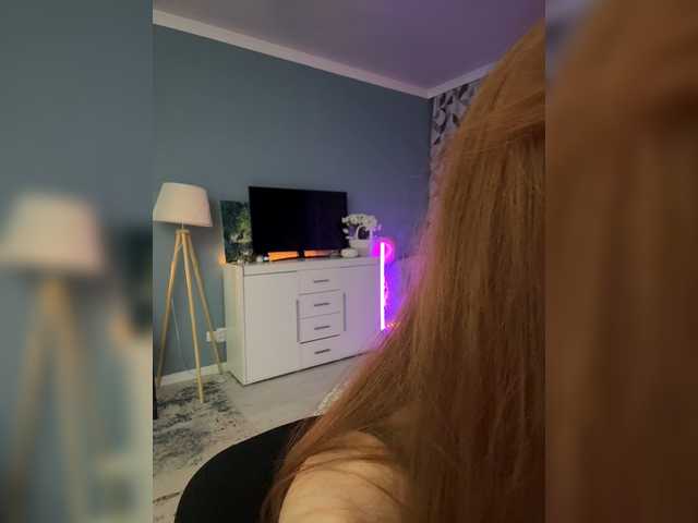 CrazyAleona live cam on BongaCams