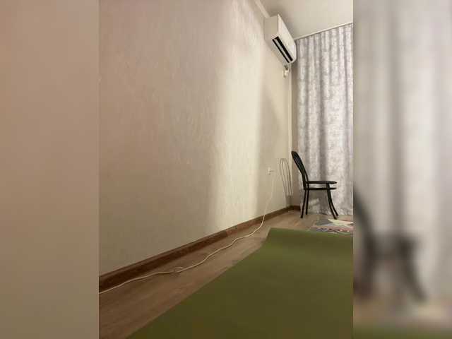 CrazyAleona live cam on BongaCams