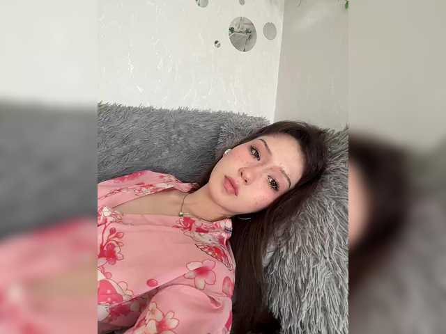 crazyaleona cam belle