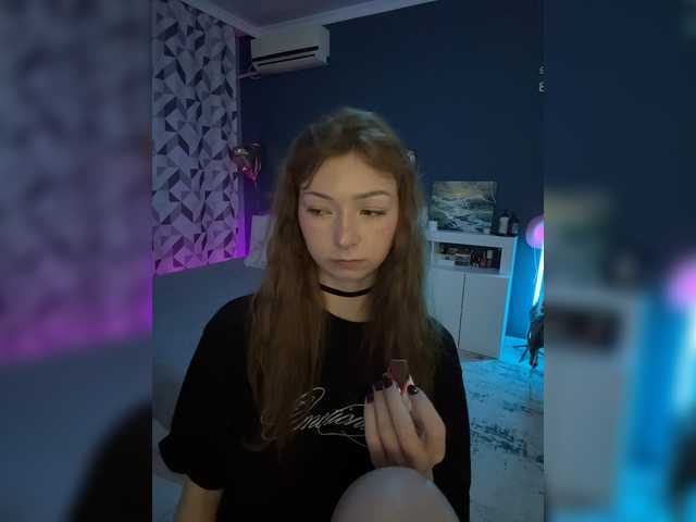 ShyAlya webcam