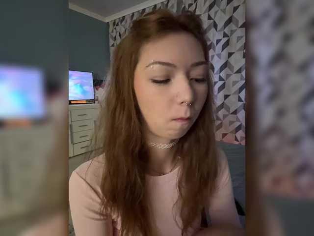 CrazyAleona live cam on BongaCams