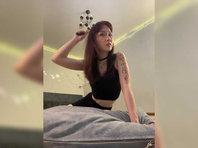 CrazyAleona live cam on BongaCams
