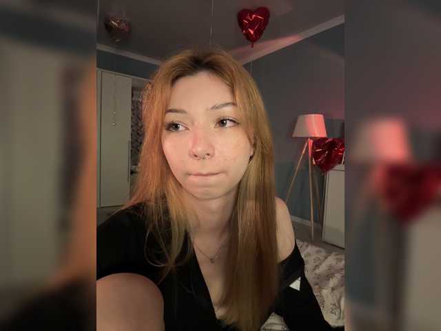 CrazyAleona, live now on BongaCams