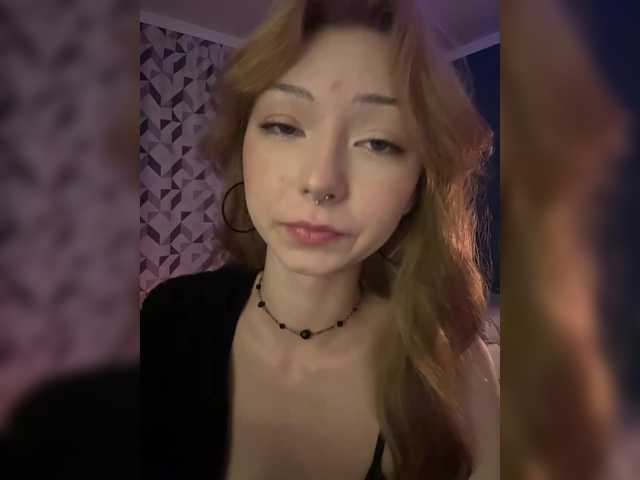 CrazyAleona live cam on BongaCams