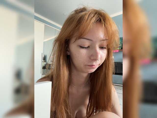 CrazyAleona live cam on BongaCams