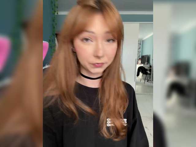 CrazyAleona live cam on BongaCams