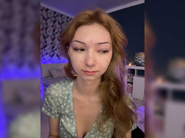 CrazyAleona live cam on BongaCams