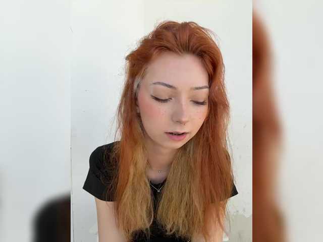CrazyAleona live cam on BongaCams