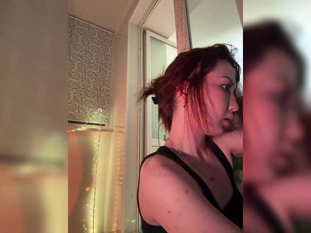 CrazyAleona live cam on BongaCams