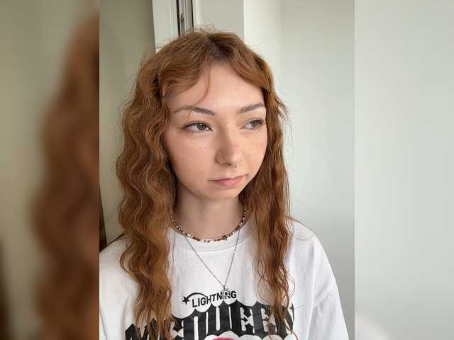 CrazyAleona live cam on BongaCams