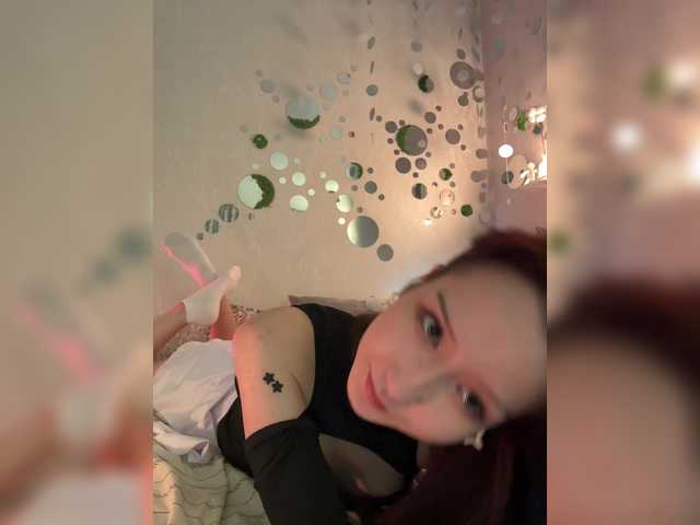 CrazyAleona live cam on BongaCams