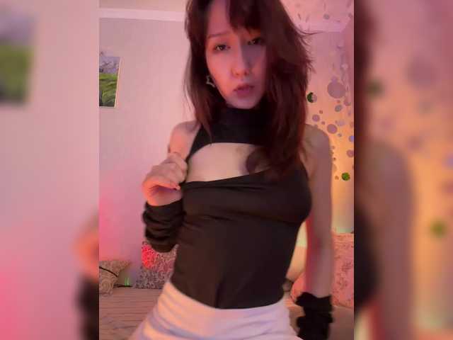 CrazyAleona live cam on BongaCams