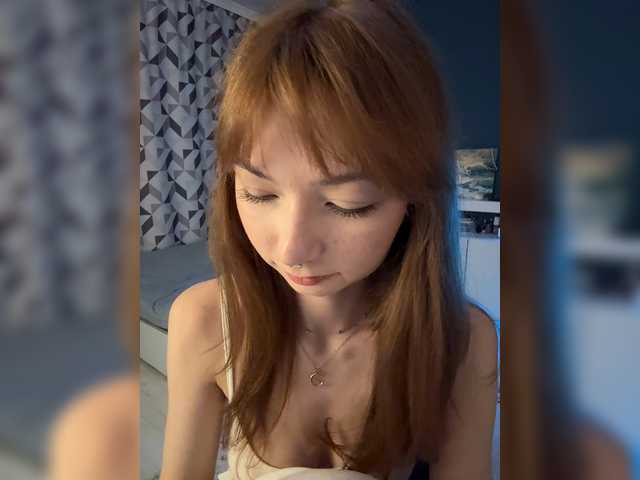  CrazyAleona chat room