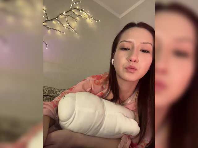 CrazyAleona live cam on BongaCams